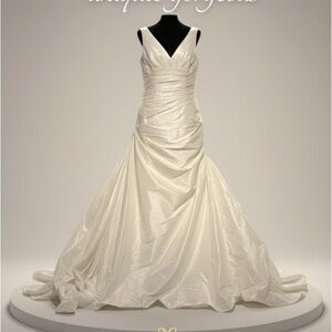 Stunning Ivory Bridal Gown